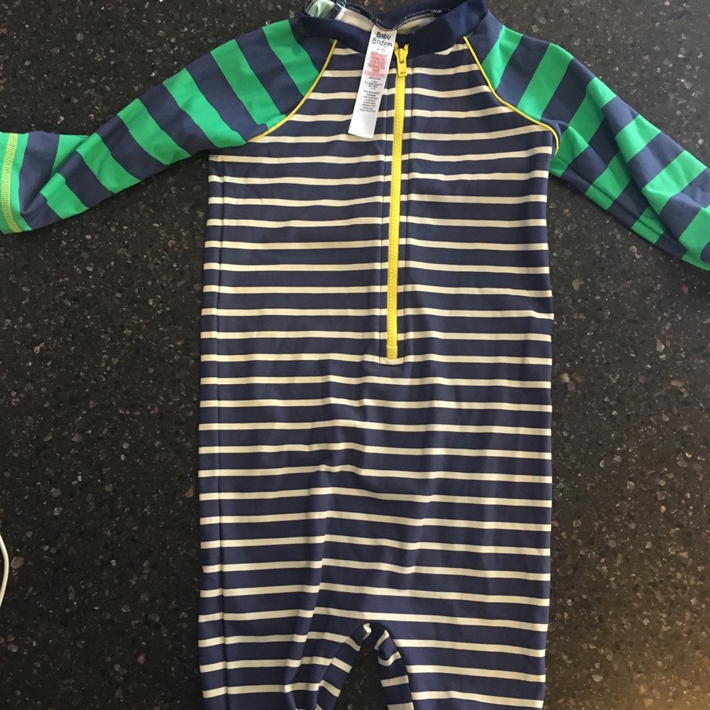 Baby boden rash guard suit